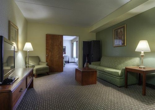 Hotel Clarion Inn & Suites West Knoxville   | Knoxville | Tennessee | United States 9