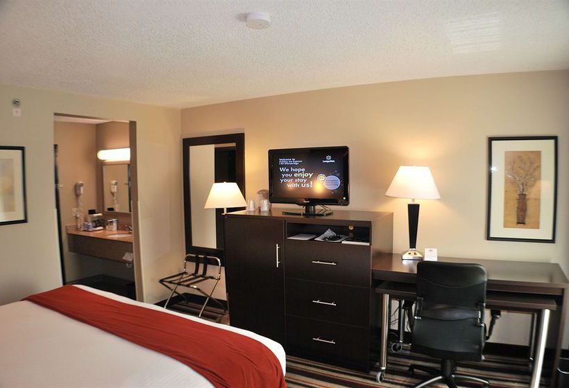 Hotel Holiday Inn Express Nashville WI40 Whitebridge Road  | Nashville | Tennessee | United States 4