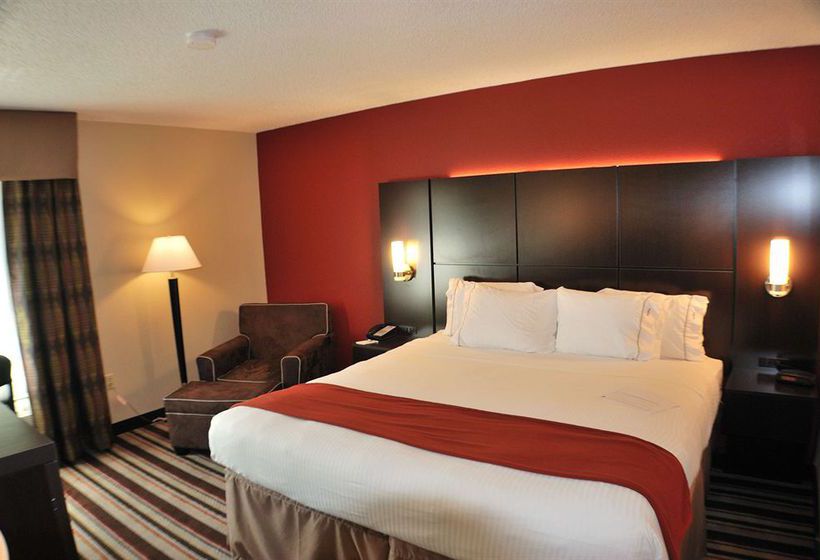 Hotel Holiday Inn Express Nashville WI40 Whitebridge Road  | Nashville | Tennessee | United States 5