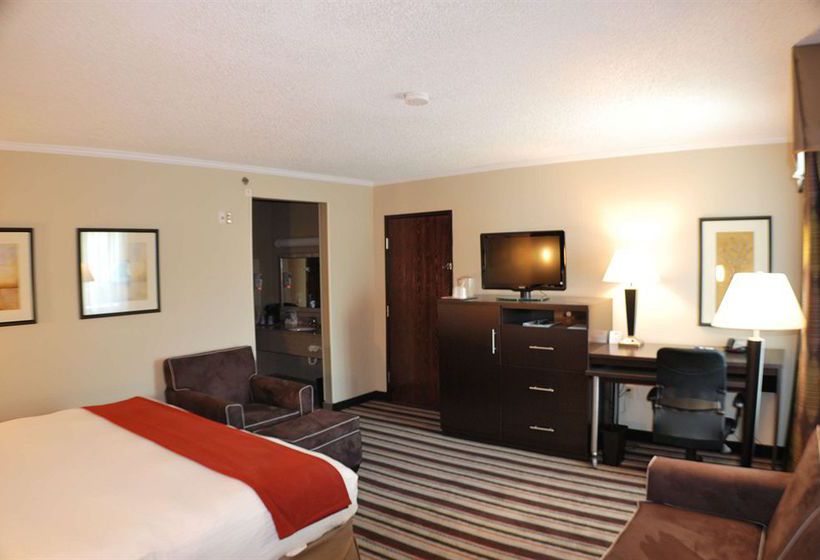 Hotel Holiday Inn Express Nashville WI40 Whitebridge Road  | Nashville | Tennessee | United States 7