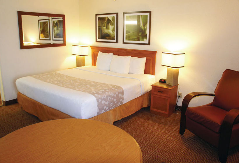 Hotel La Quinta Inn Kansas City North  | Kansas City | Missouri | United States 11