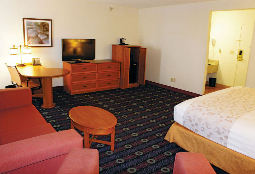 Hotel La Quinta Inn Kansas City North  | Kansas City | Missouri | United States 12