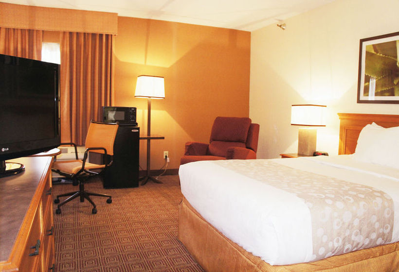 Hotel La Quinta Inn Kansas City North  | Kansas City | Missouri | United States 13