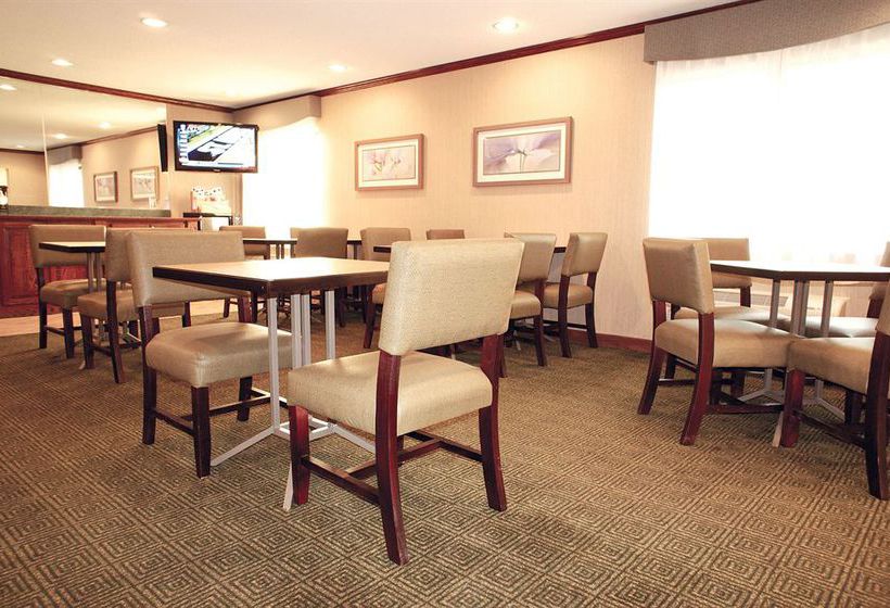 Hotel La Quinta Inn Toledo Perrysburg  | Perrysburg | Ohio | United States 4