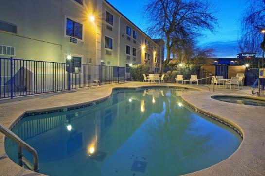 Hotel Holiday Inn Express Tucson Airport  | Tucson | Arizona | United States 14
