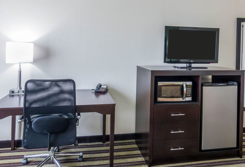 Hotel Quality Inn & Suites  | West Monroe | Louisiana | United States 17