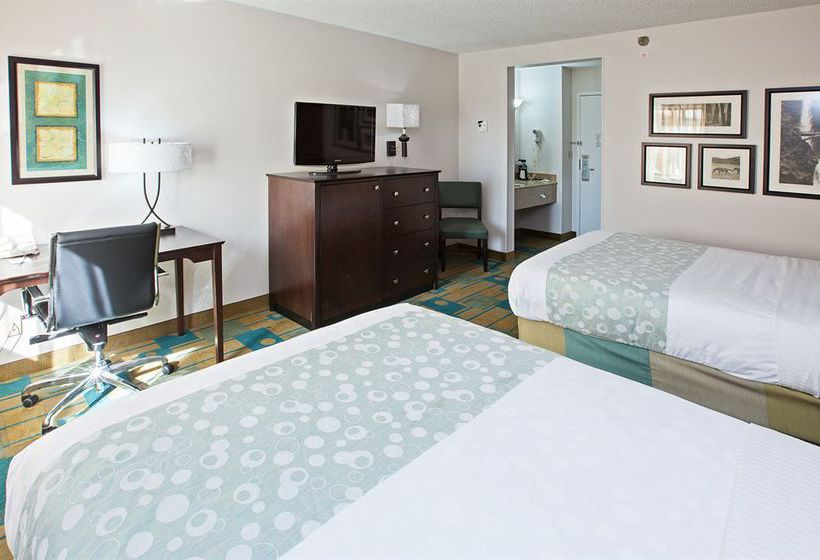 Hotel La Quinta Inn & Suites Nashville Airport  | Nashville | Tennessee | United States 19