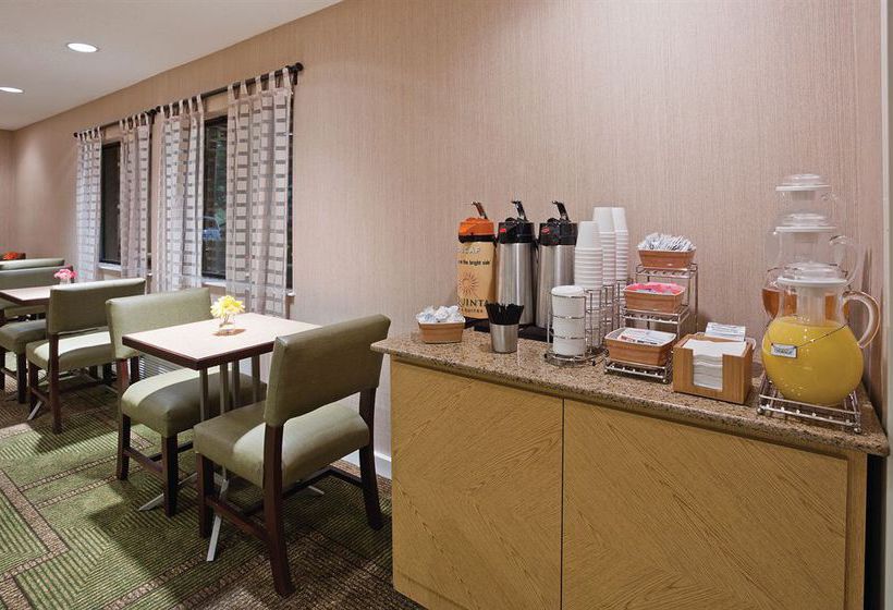 Hotel La Quinta Inn Sheboygan  | Sheboygan | Wisconsin | United States 14