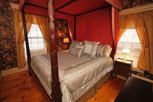 Hotel Beal House Inn  | Littleton | New Hampshire | United States 11