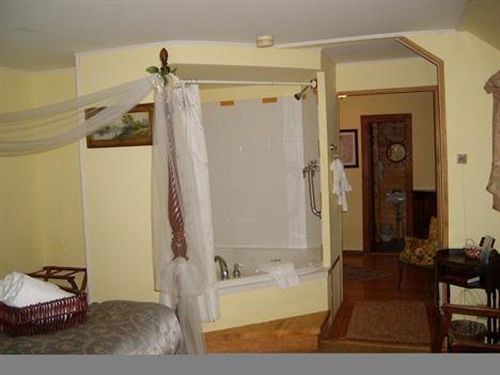 Hotel Beal House Inn  | Littleton | New Hampshire | United States 12