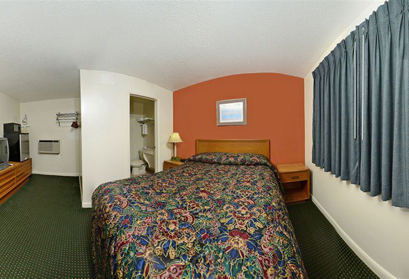 Hotel Americas Best Value Inn Middletown Middlefield  | Middletown | Connecticut | United States 10