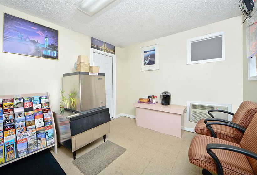 Hotel Americas Best Value Inn Middletown Middlefield  | Middletown | Connecticut | United States 8