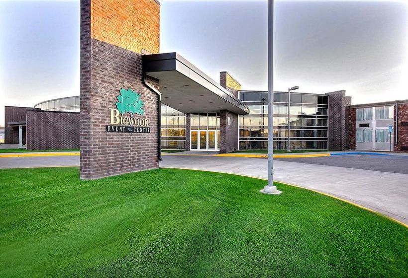 Hotel Best Western The Falls Inn & Suites 