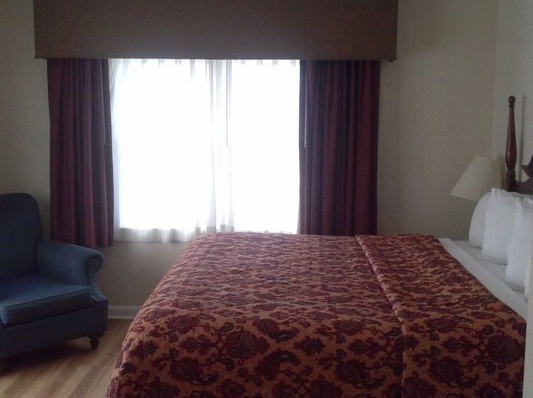 Atlantic Beach Hotel & Suites  | Middletown | Rhode Island | United States 16