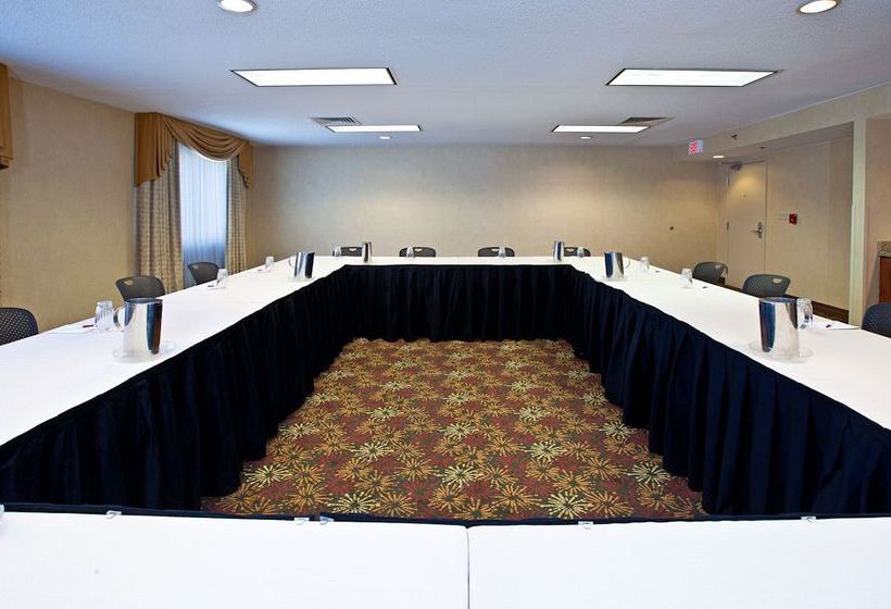 Crowne Plaza Hotel Cincinnati Blue Ash  | Blue Ash | Ohio | United States 7