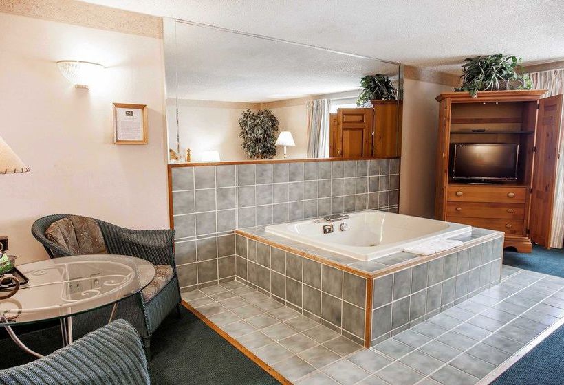 Hotel Quality Inn & Suites Bremerton  | Bremerton | Washington | United States 14