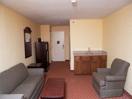 Hotel La Quinta Inn & Suites Evansville  | Evansville | Indiana | United States 16