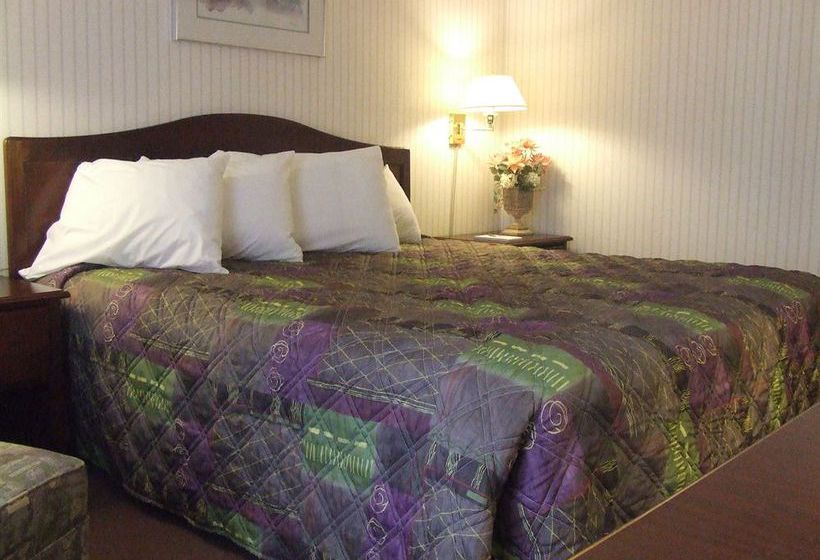 Hotel Hilltop Inn  | Niantic | Connecticut | United States 7