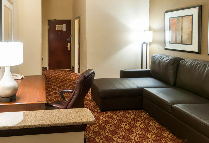 Hotel Comfort Suites Milledgeville  | Milledgeville | Georgia | United States 5