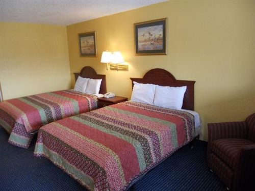 Hotel Americas Best Value Inn  | Portsmouth | Virginia | United States