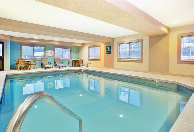 Hotel La Quinta Inn & Suites Erie  | Erie | Pennsylvania | United States 4