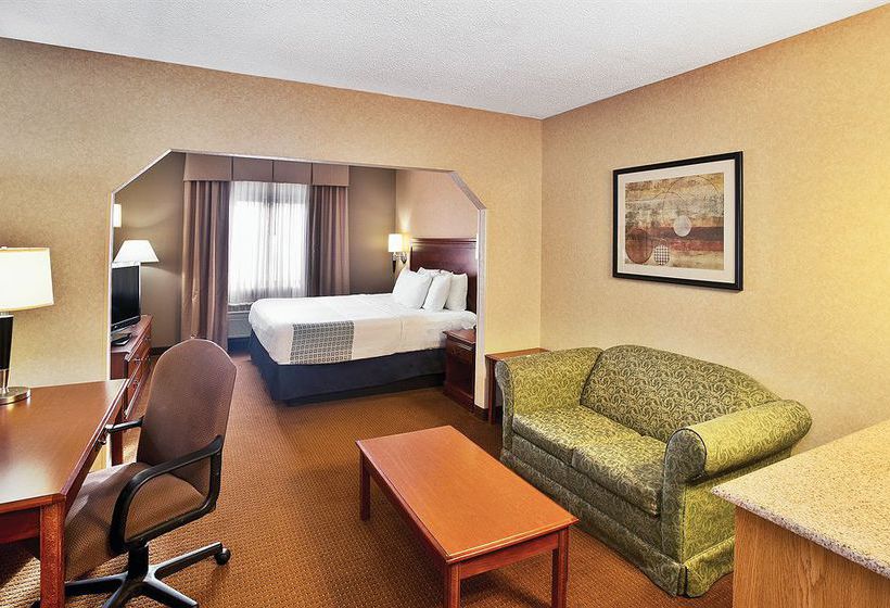 Hotel La Quinta Inn & Suites Erie  | Erie | Pennsylvania | United States 6