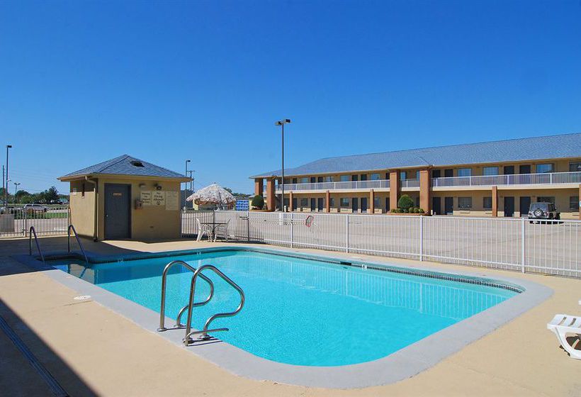 Hotel Quality Inn & Suites Owasso  | Owasso | Oklahoma | United States 6