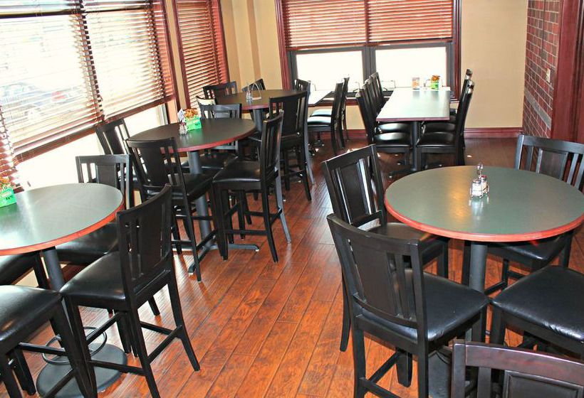 Hotel Express Riverport Inn & Suites 