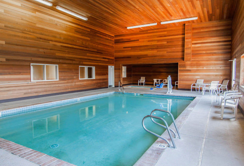 Hotel Rodeway Inn & Suites   | Stayton | Oregon | United States 9