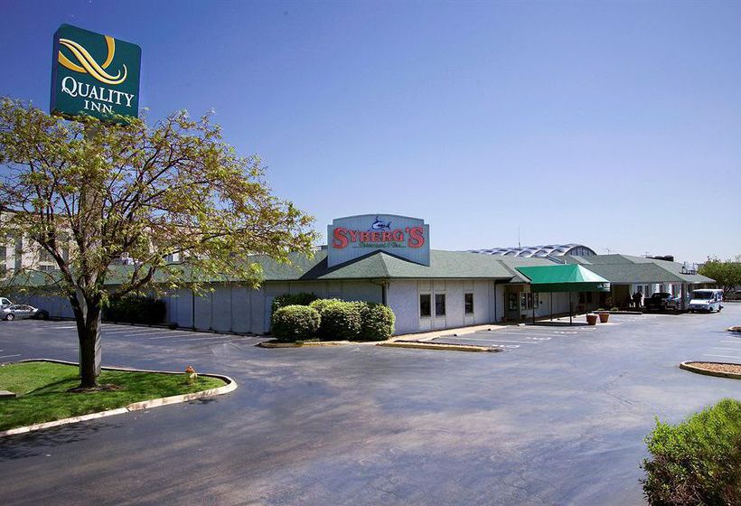 Hotel Quality Inn Westport Missouri
