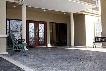 Biltmore Suites Hotel  | High Point | North Carolina | United States 8