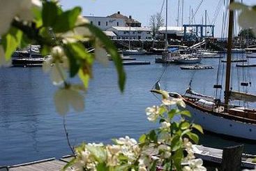Hotel Blue Harbor House A Village Inn  | Camden | Maine | United States 3
