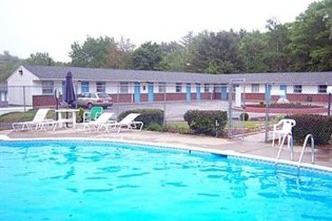 Hotel Aquastar Inn at Westerly Westerly Rhode Island