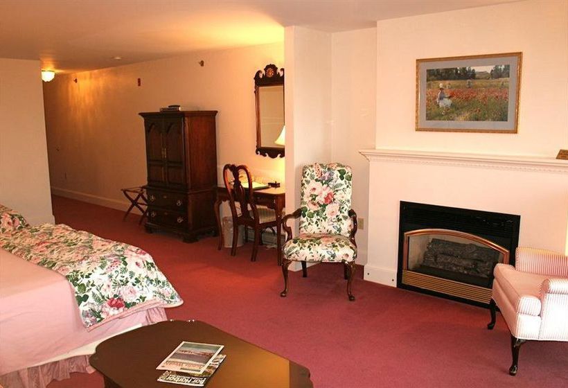 Bluenose Inn ~ Bar Harbor Hotel  | Bar Harbor | Maine | United States 5