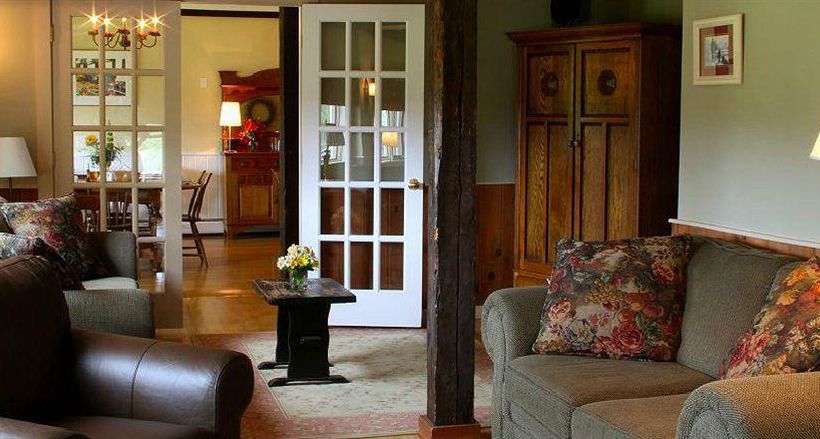 Hotel Brass Lantern Inn  | Stowe | Vermont | United States 12
