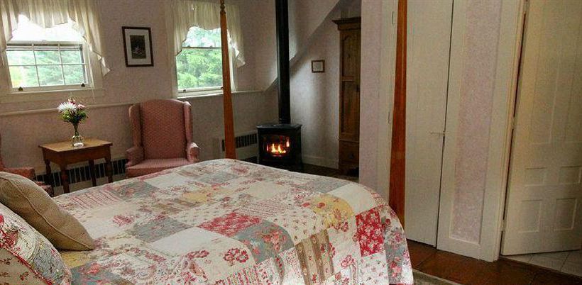 Hotel Brass Lantern Inn  | Stowe | Vermont | United States 9