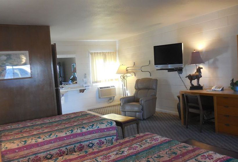 Hotel Budget Host  | Loveland | Colorado | United States 8