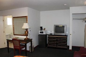 Hotel Budget Host Golden Wheat  | Junction City | Kansas | United States 3