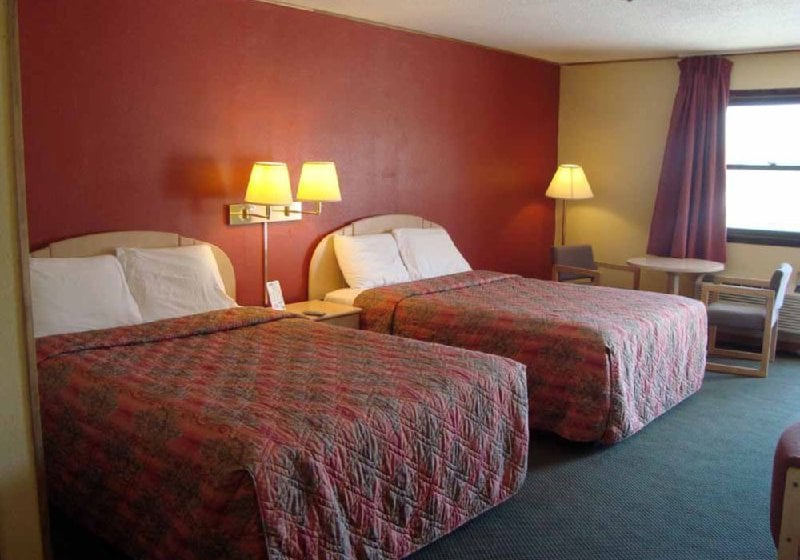 Hotel Budget Host Inn 