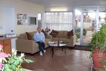 Budget Host Mesa Motel 