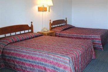 Ambassy Motel  | Salina | Kansas | United States 6