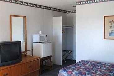 Ambassy Motel  | Salina | Kansas | United States 8
