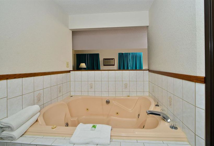 Hotel Americas Best Value Inn  | St. Cloud | Minnesota | United States 13