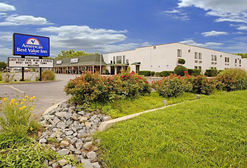 Hotel Americas Best Value Inn Cambridge 