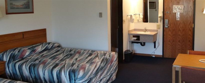 Motel America's Best Inn Warroad  | Warroad | Minnesota | United States 4