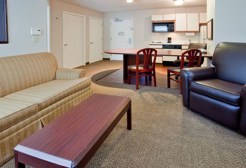 Hotel Candlewood Suites Hampton Virginia