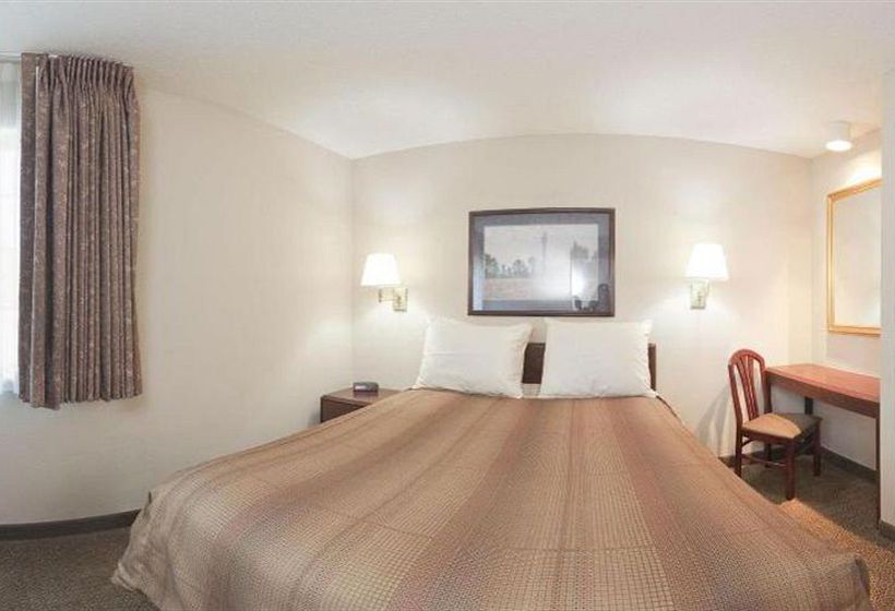 Hotel Candlewood Suites  | Hampton | Virginia | United States 7