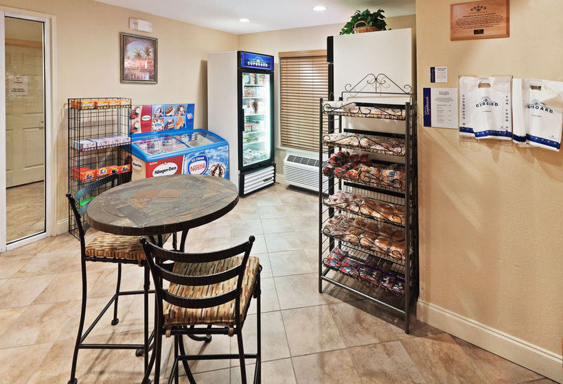 Hotel Candlewood Suites Dallas Market Center  | Dallas | Texas | Estados Unidos 8