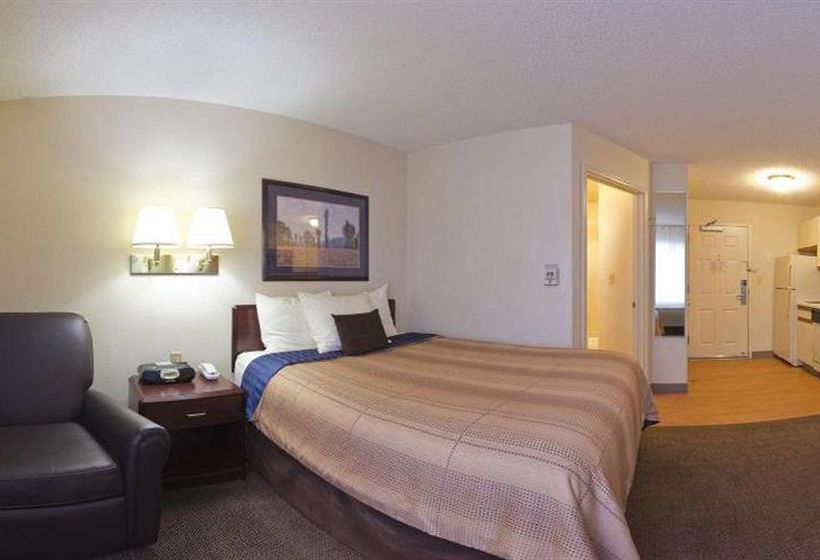 Hotel Candlewood Suites Detroit-Troy  | Troy | Michigan | United States 17