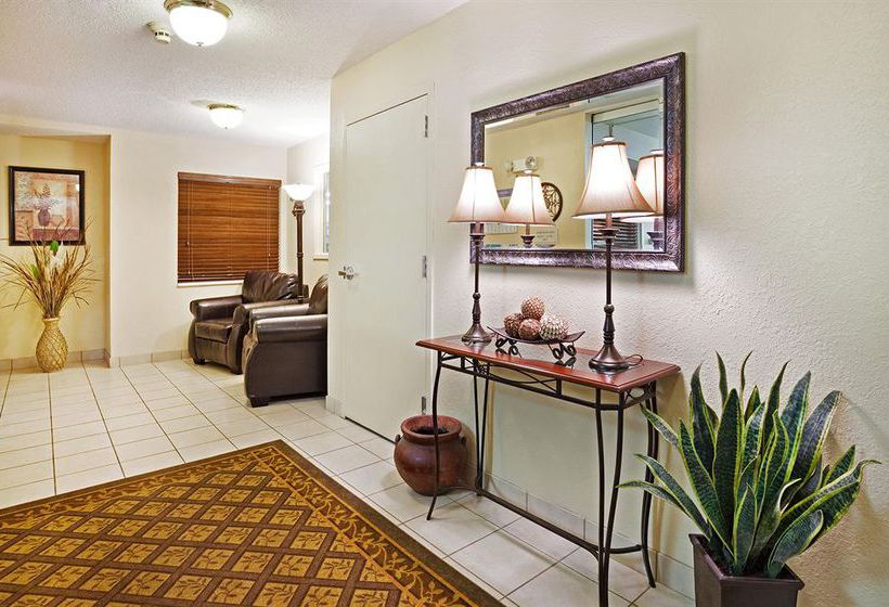 Hotel Candlewood Suites Knoxville  | Knoxville | Tennessee | United States 6